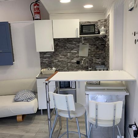 Apartamento Con Piscina Chiloeches Luaran gambar